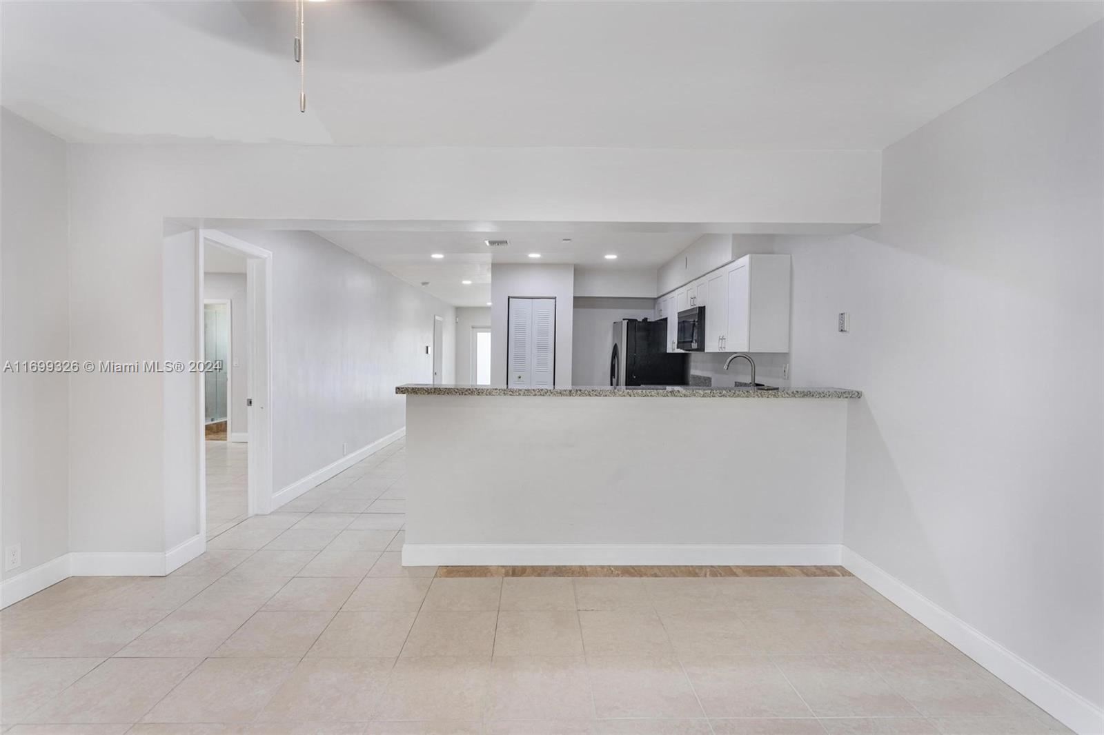 OAKLAND PARK SECOND ADD - Residential Income
