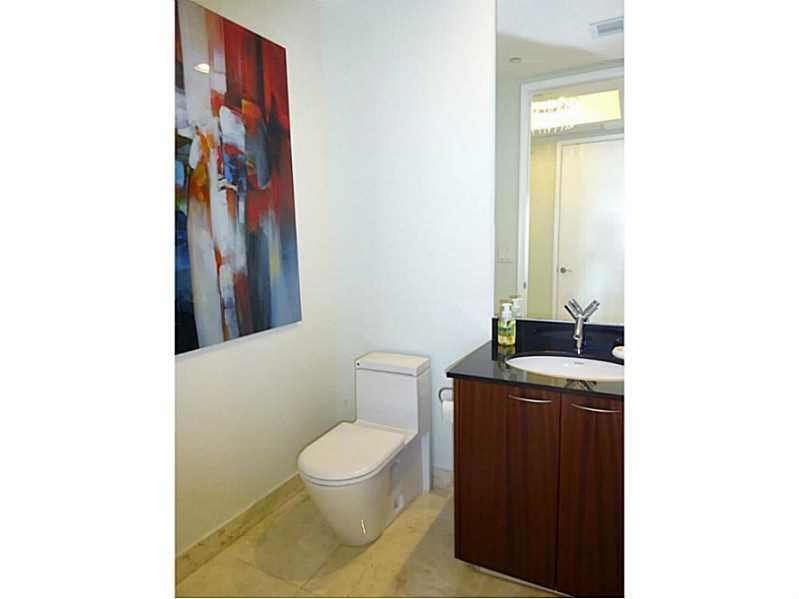 TDR TOWER I CONDO - Residential Lease