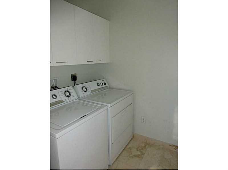 TDR TOWER I CONDO - Residential Lease