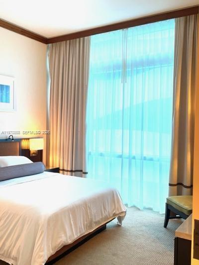 6801 Collins Ave 209