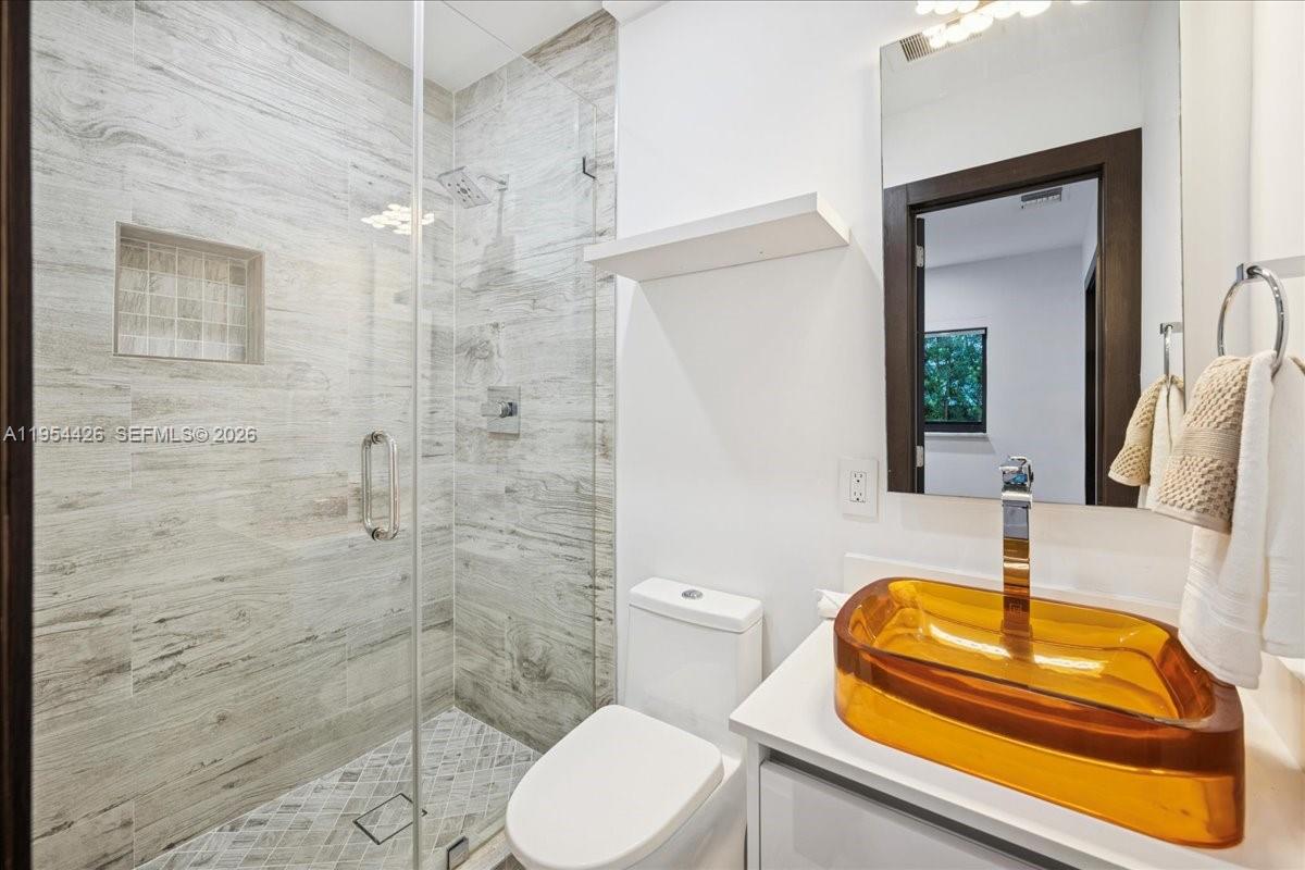 KEYSTONE ISLAND NO 4 - Residential