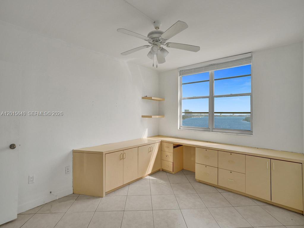 ARLEN HOUSE CONDO - Residential