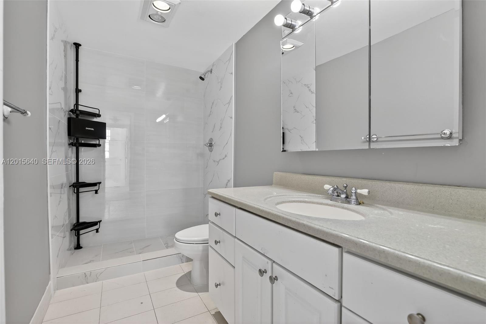ARLEN HOUSE CONDO - Residential
