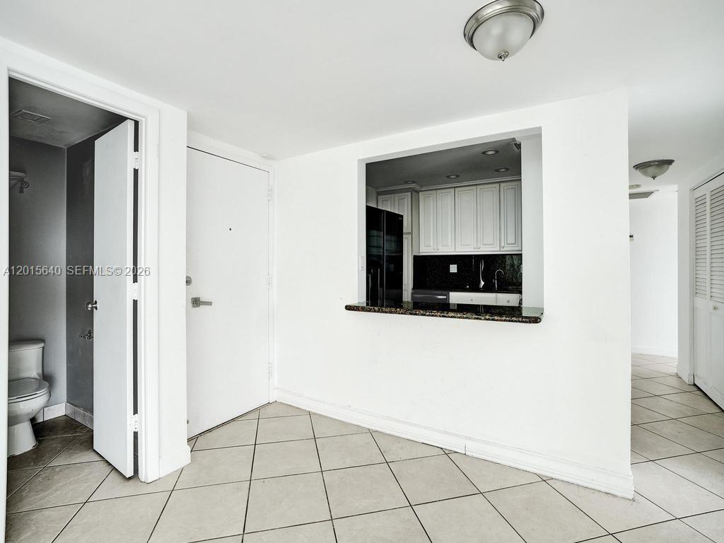 ARLEN HOUSE CONDO - Residential