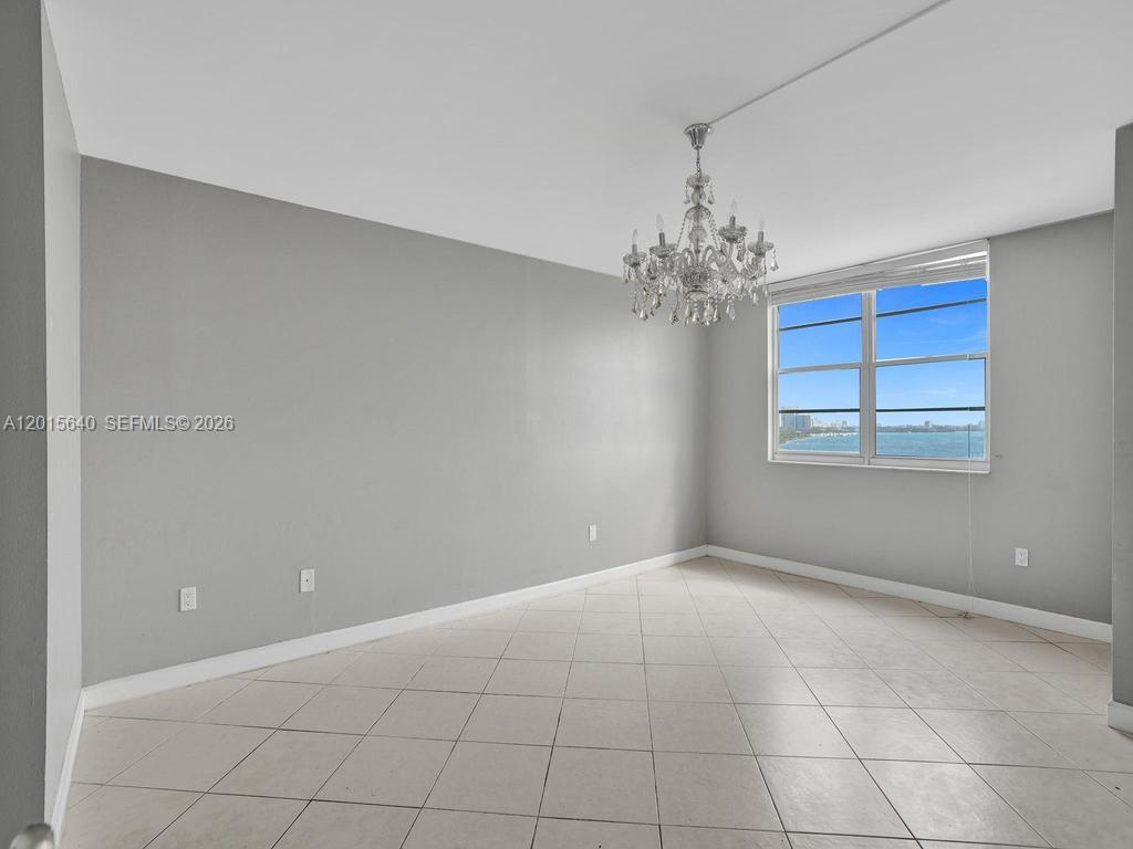 ARLEN HOUSE CONDO - Residential