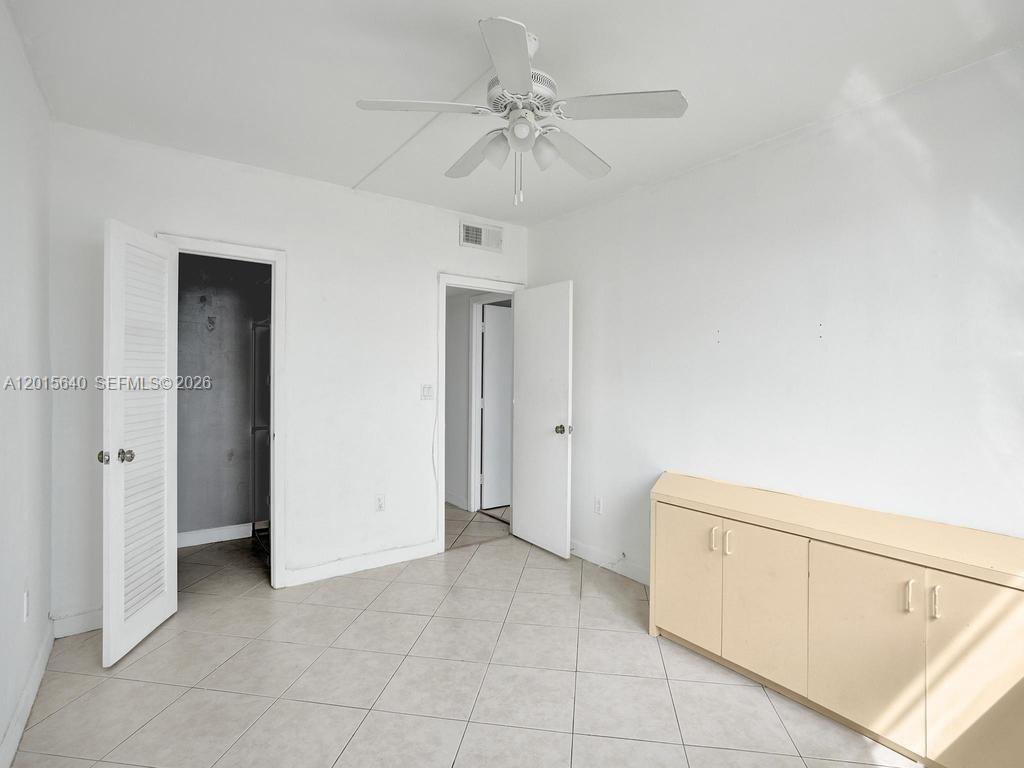 ARLEN HOUSE CONDO - Residential