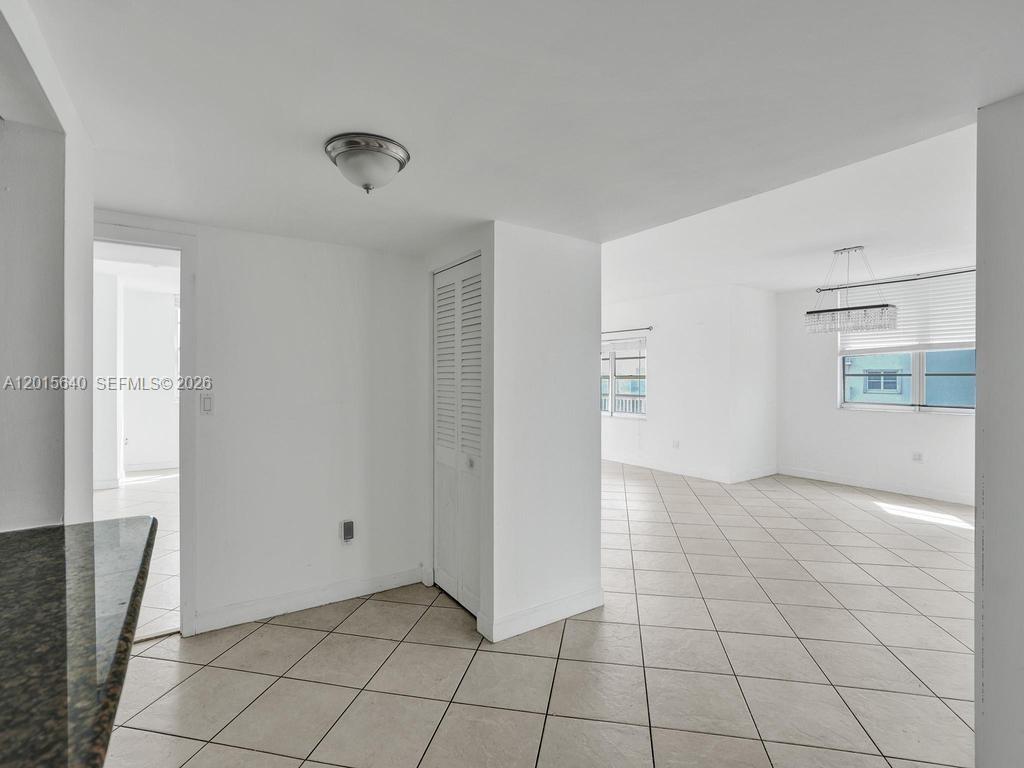 ARLEN HOUSE CONDO - Residential