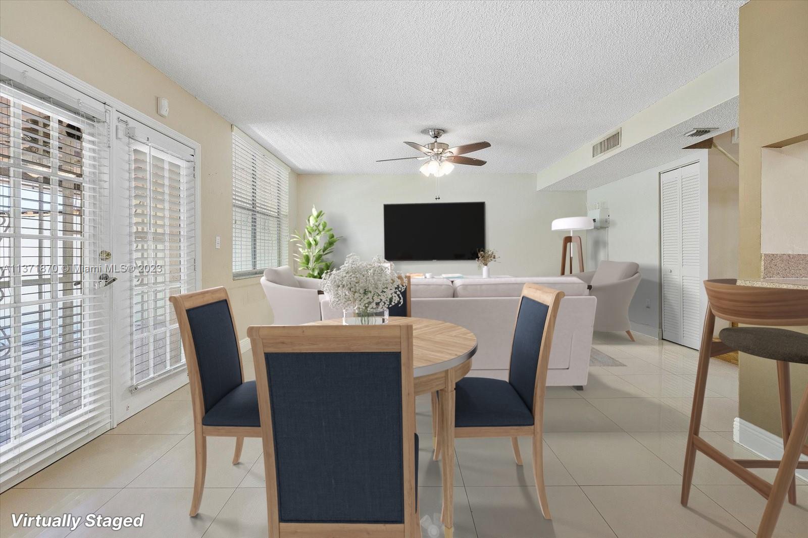 MANGO HILL CONDO - Residential