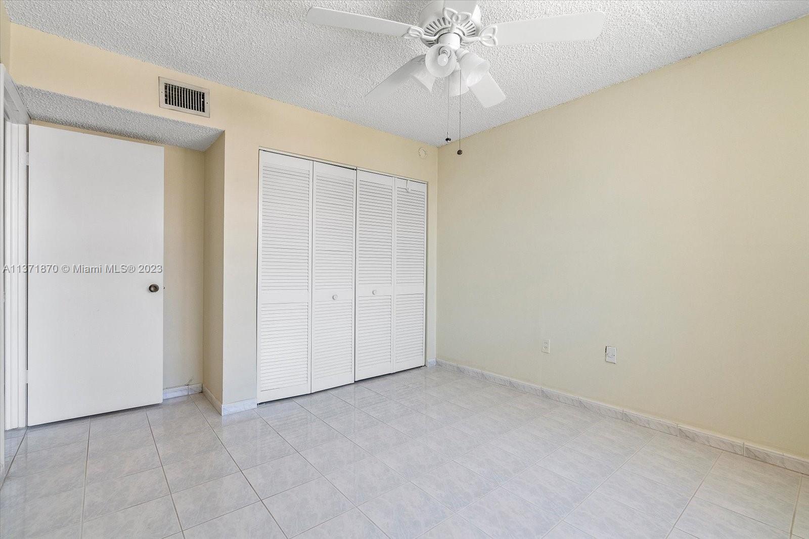 MANGO HILL CONDO - Residential