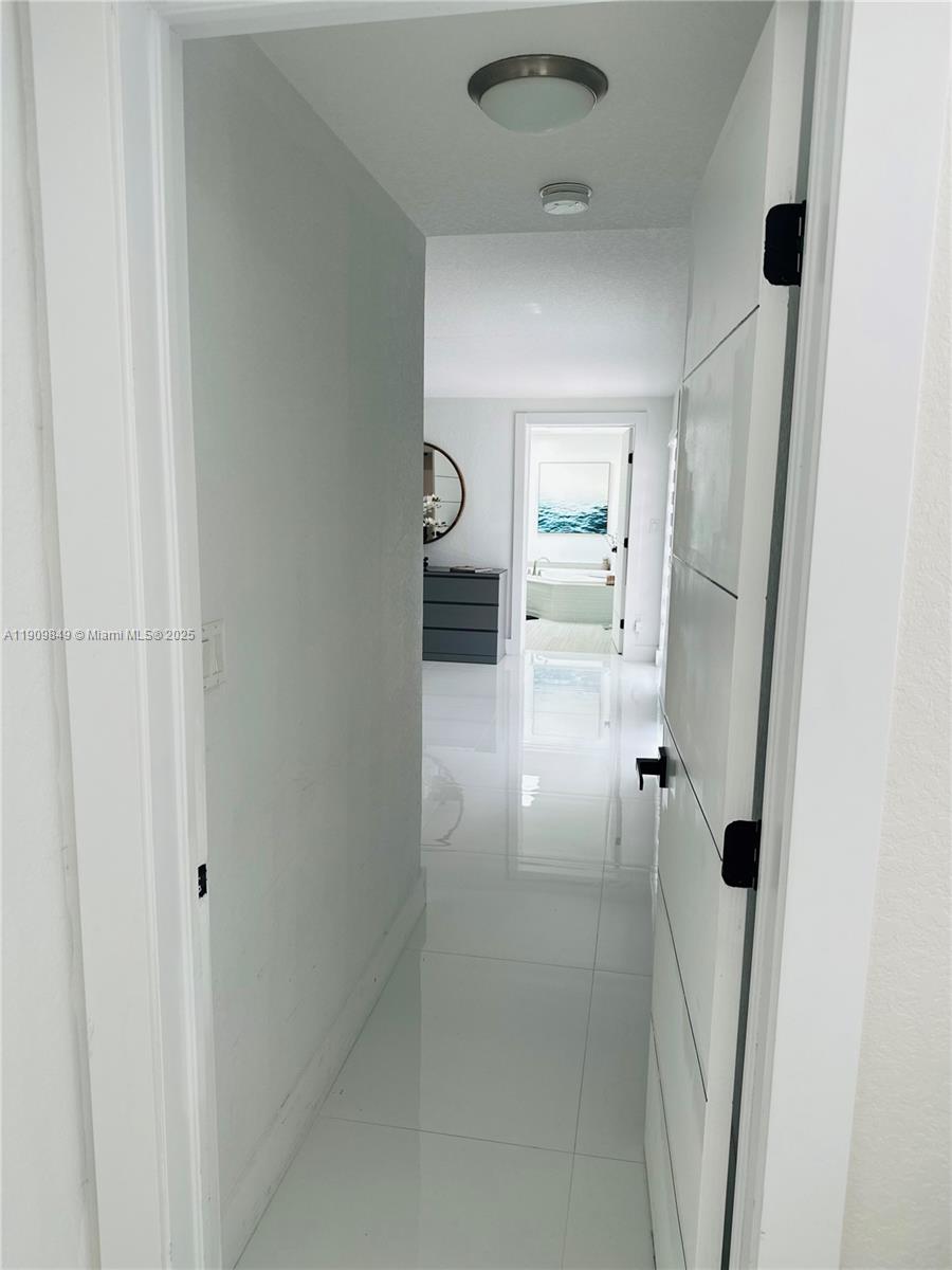 SKY LAKE - Residential