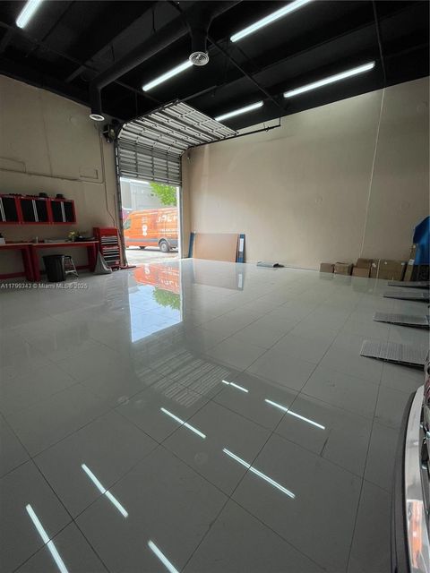 13400 SW 134th Ave 3C Miami FL 33186