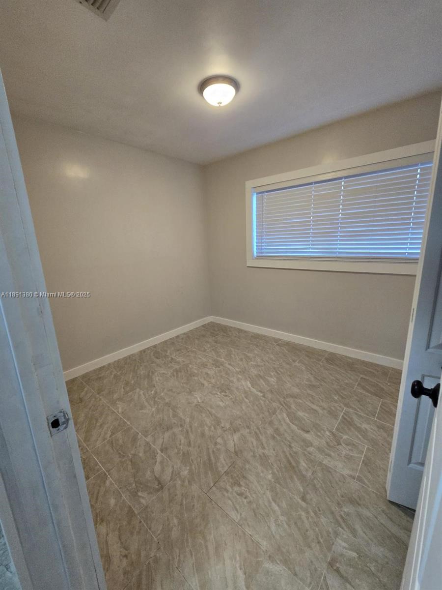 CUTLER RIDGE SEC 3 - Residential