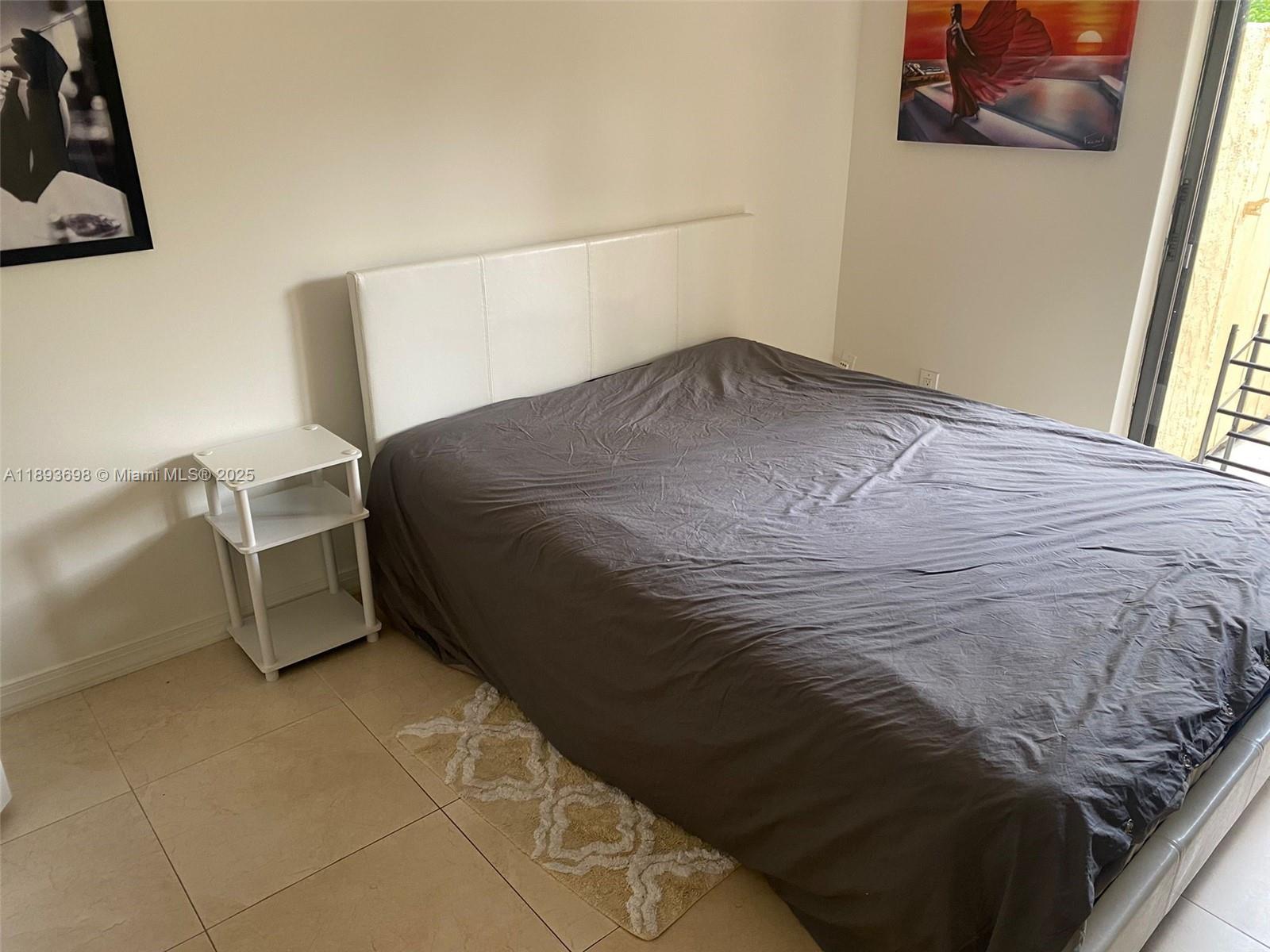 MARINER VILLAGE TH CONDO - Residential Lease