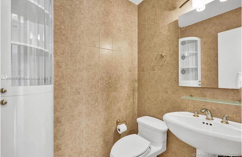 MARINER VILLAGE TH CONDO - Residential Lease