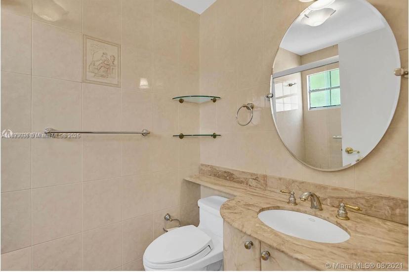 MARINER VILLAGE TH CONDO - Residential Lease