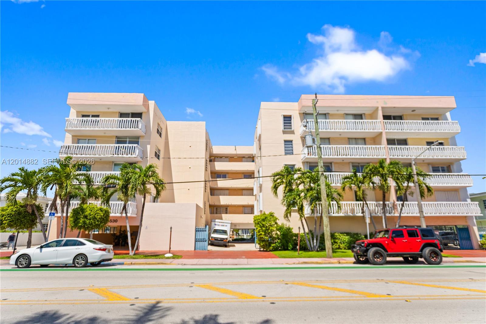 COLONNADE BAY CONDO - Residential