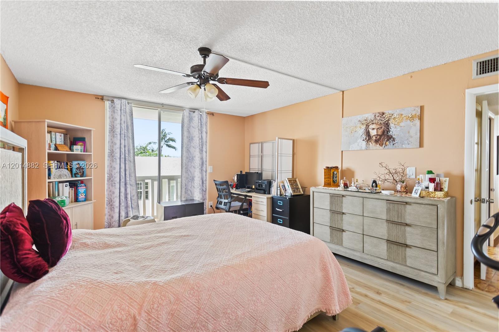 COLONNADE BAY CONDO - Residential