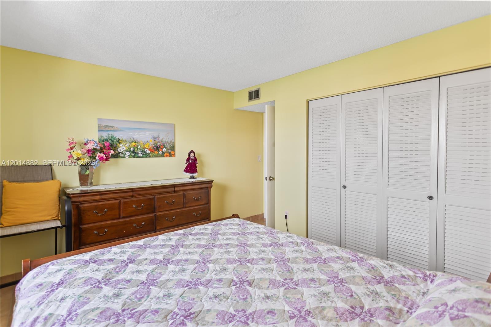 COLONNADE BAY CONDO - Residential