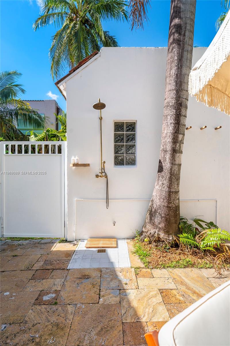 BAYSHORE UNIT NO 2 - Residential