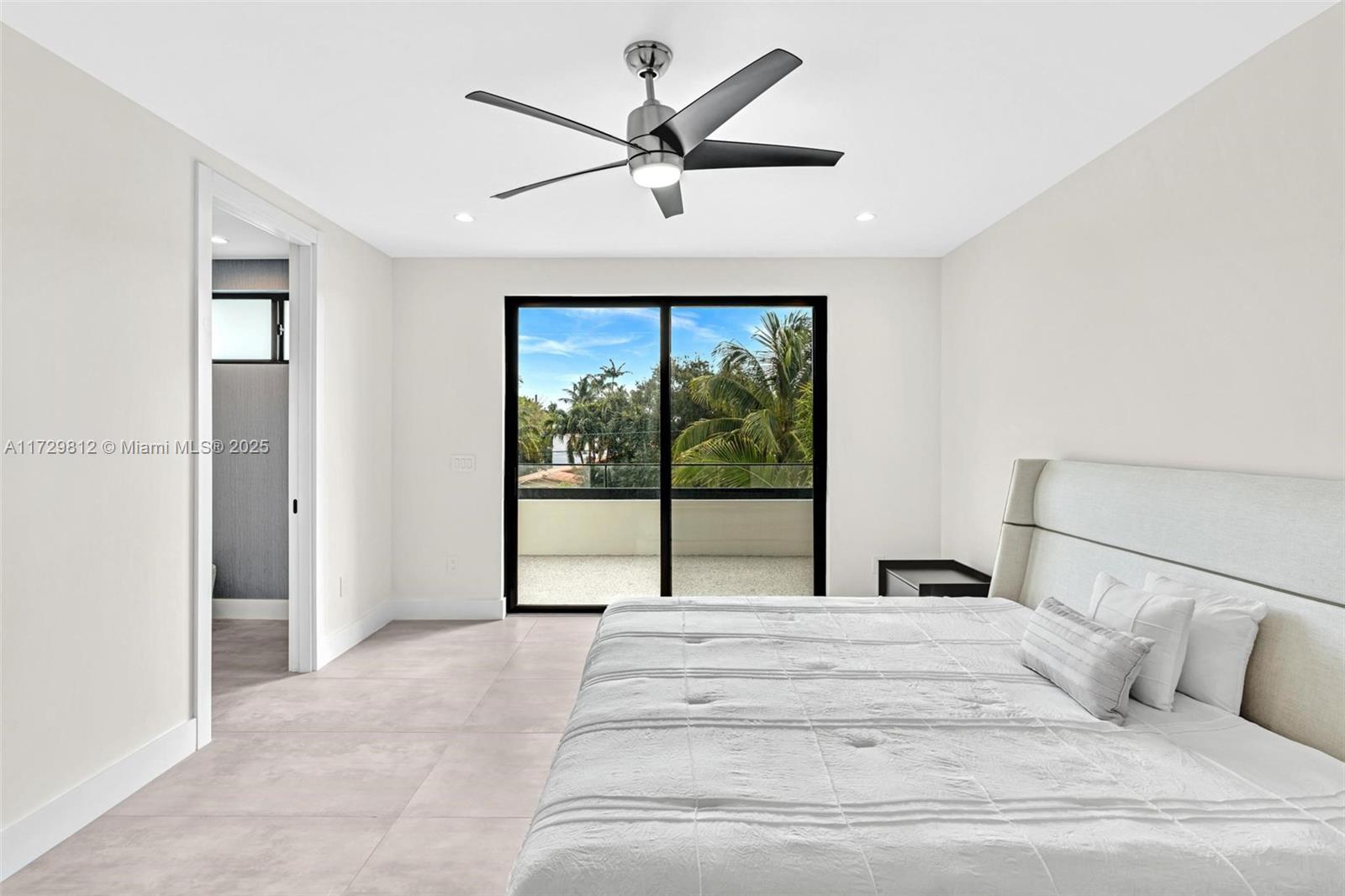 LAUDERDALE BEACH - Residential