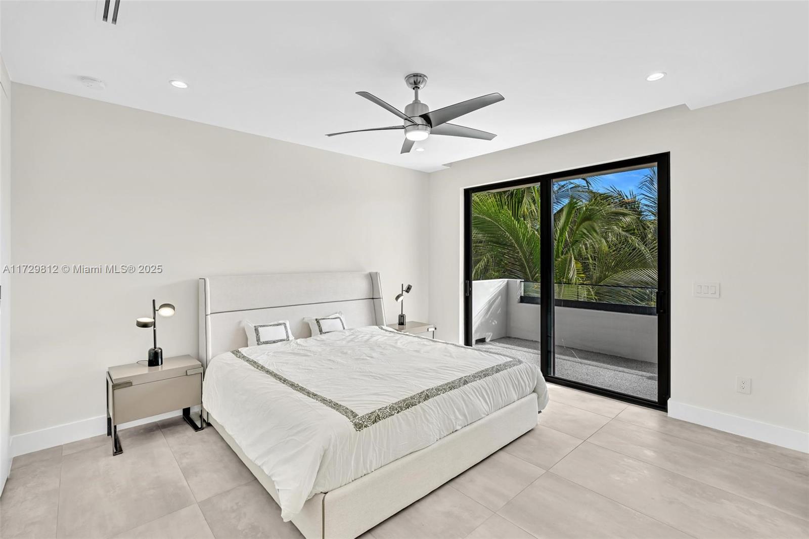 LAUDERDALE BEACH - Residential