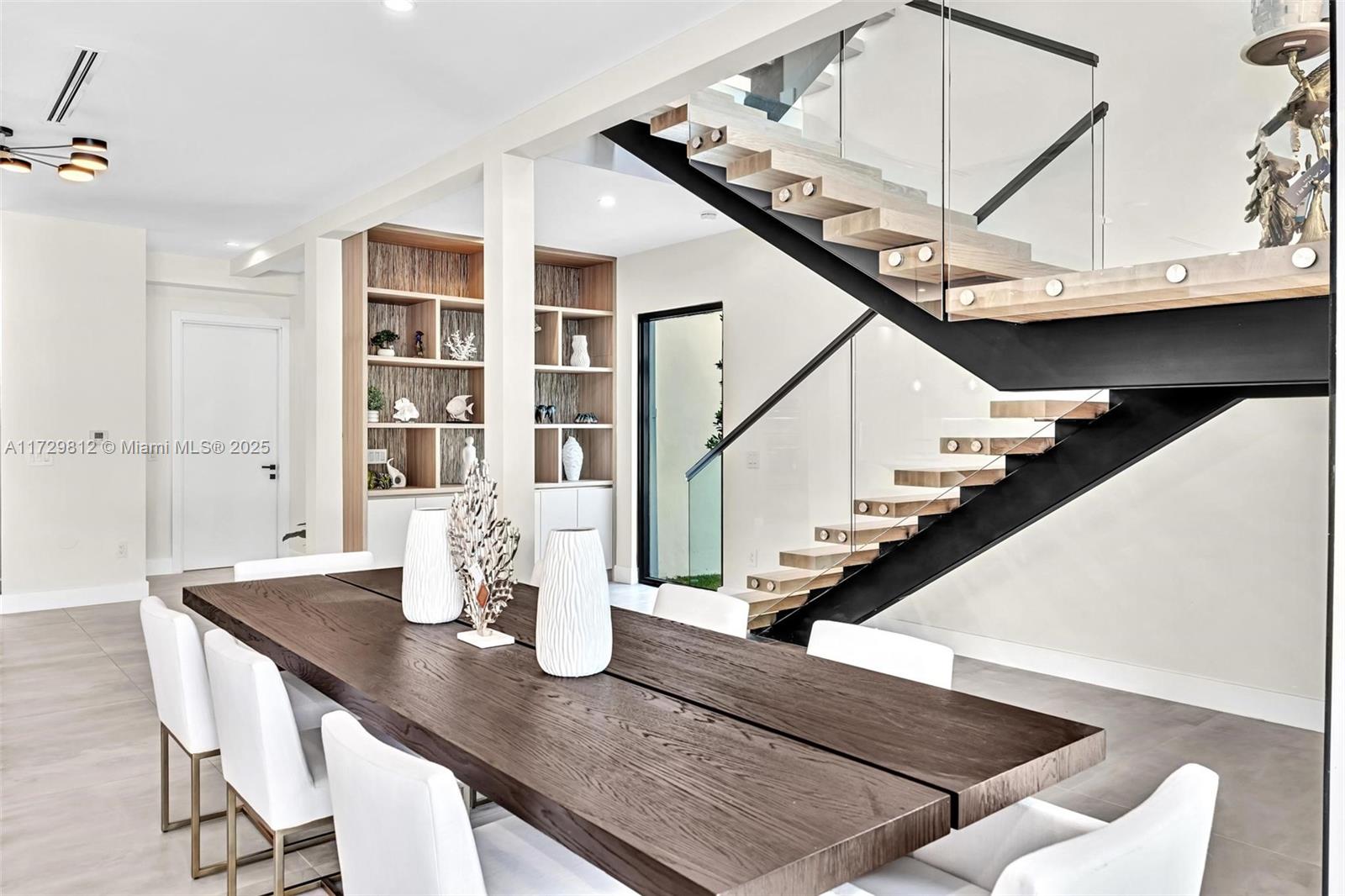 LAUDERDALE BEACH - Residential