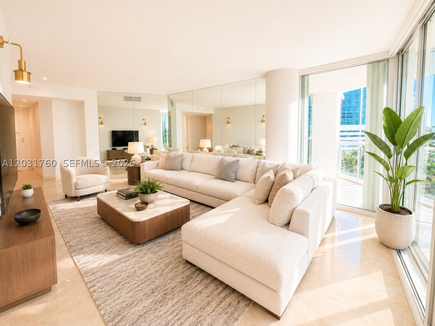 16400 Collins Ave .0542