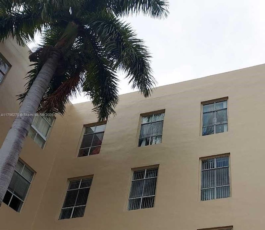 Prime Location! Situated near Palmetto General Hospital, Westland Mall, and 49th Street, with easy access to the 826 Expressway and I-75. The HOA installed a new roof last year, and the condo features a new A/C unit and water heater. Showings will begin after June 12.