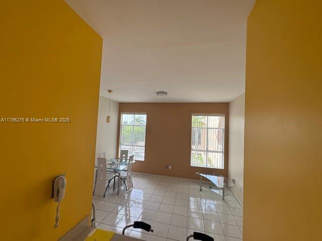 ROYAL PALMS CONDO - Residential