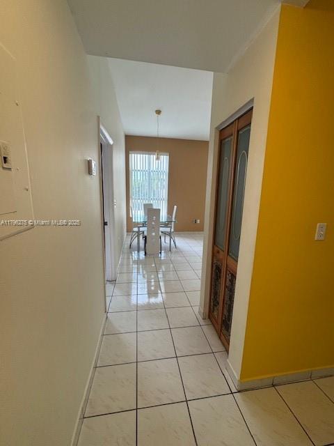ROYAL PALMS CONDO - Residential