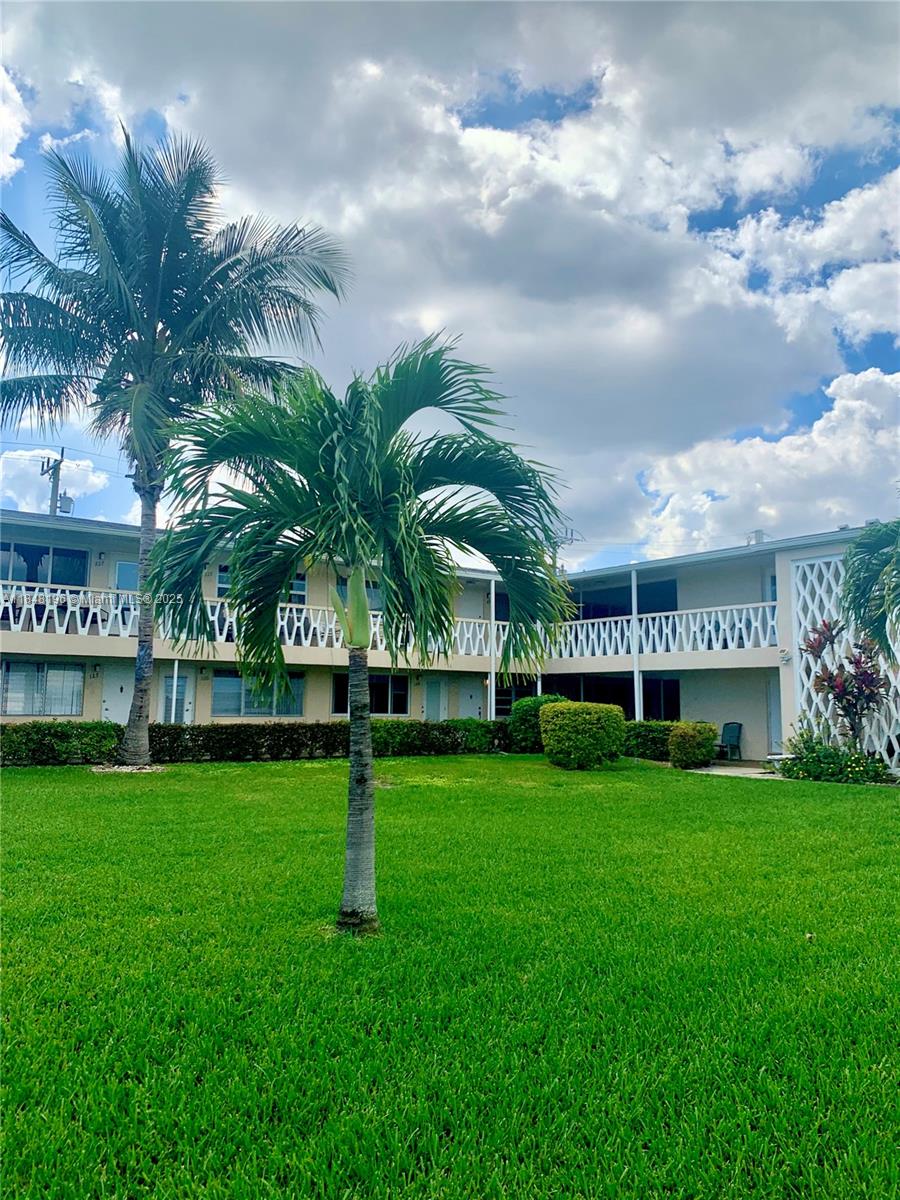 BERKELEY DIPLOMAT CO-OP - Residential