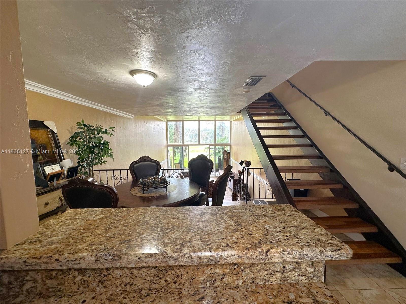 6707 Brookline Dr 6707