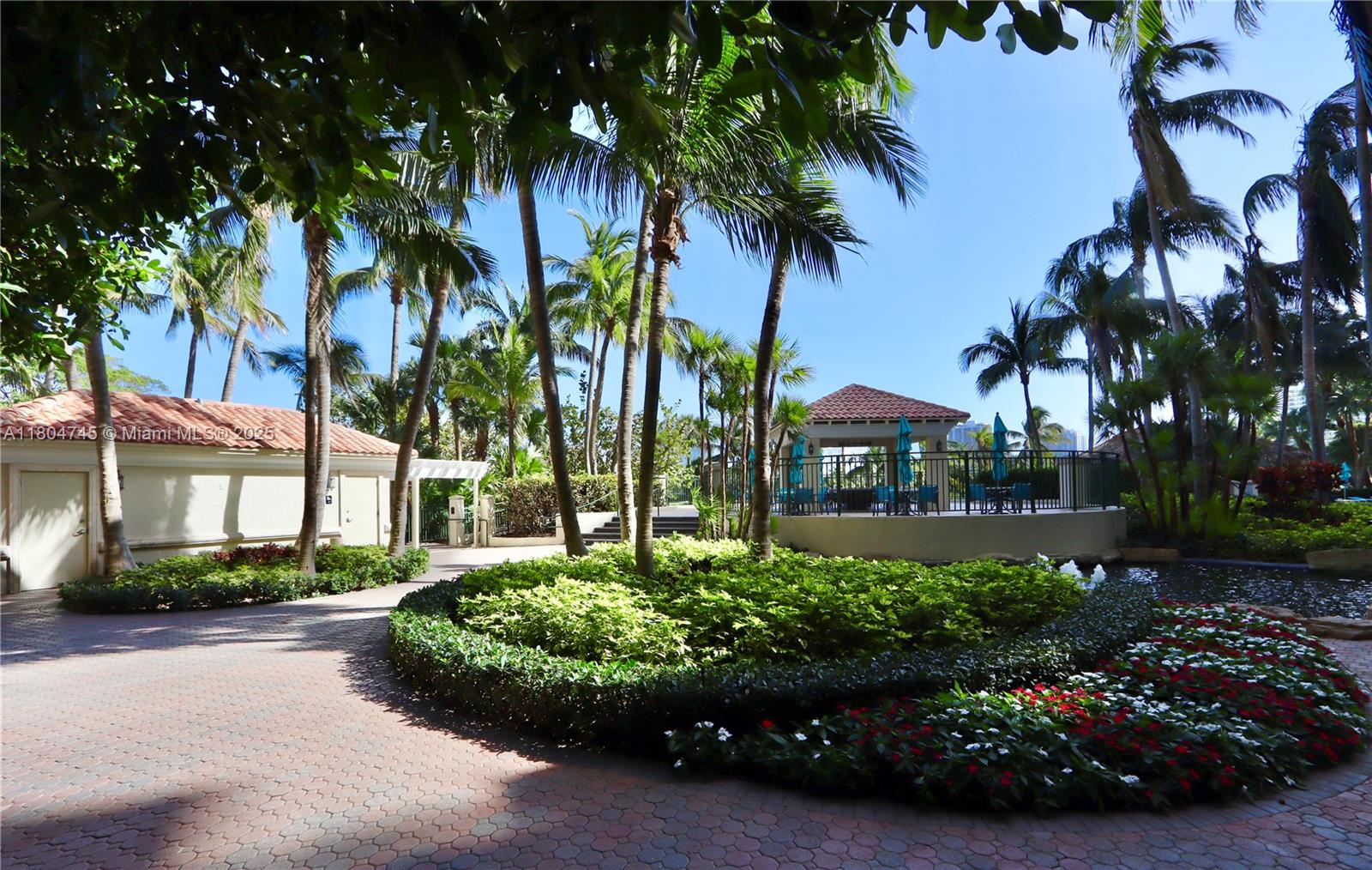 19501 W Country Club Dr 1606, Aventura, Miami-Dade County, Florida - 1 Bedrooms  
1 Bathrooms - 