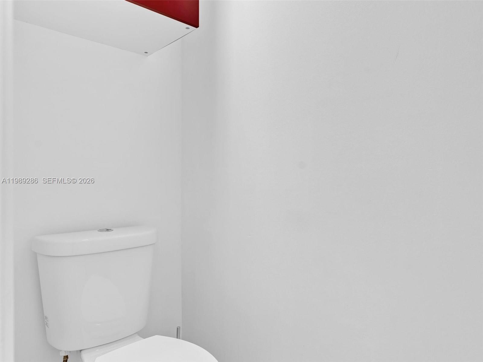 IVY CONDO - Residential