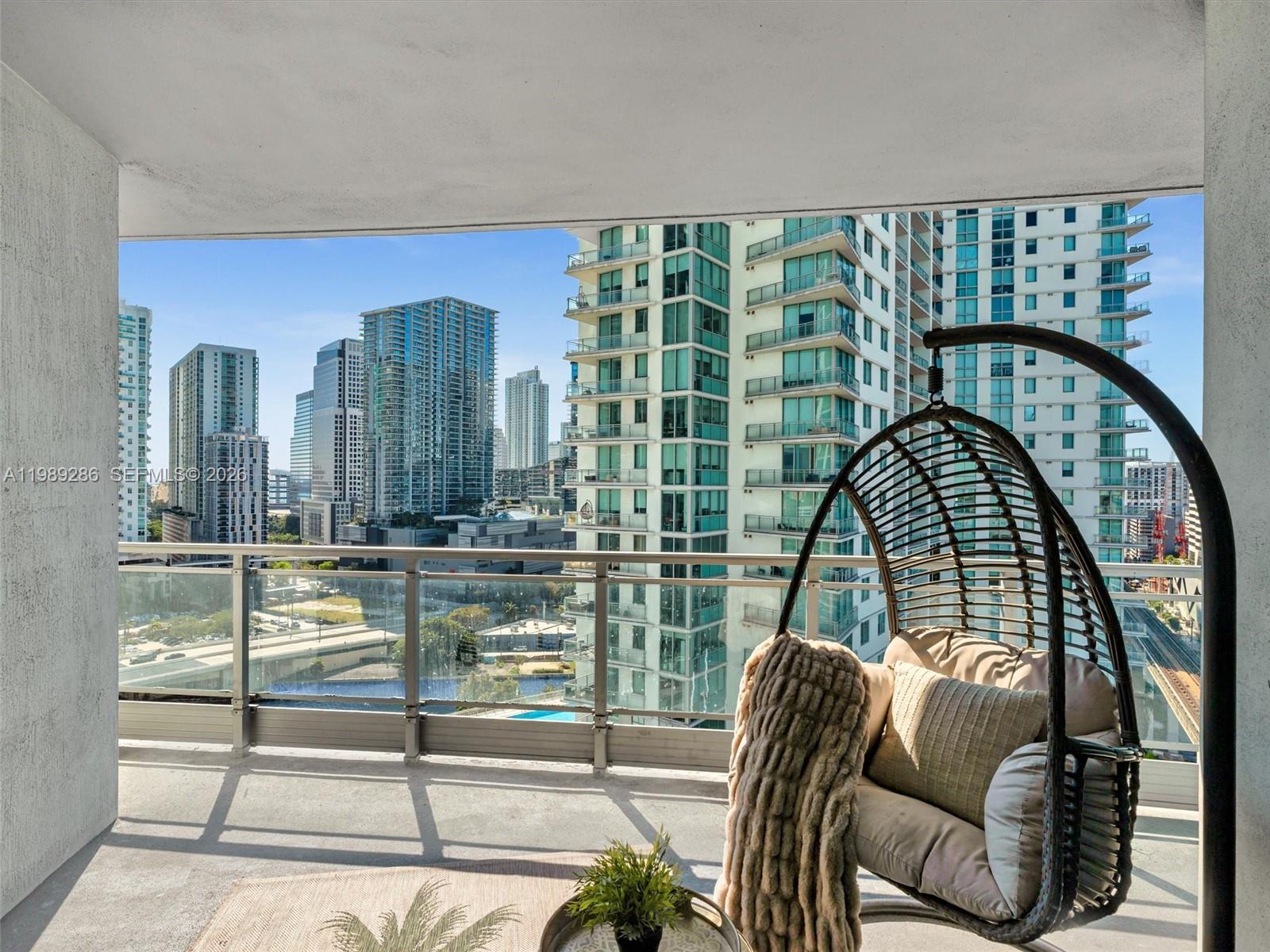 IVY CONDO - Residential