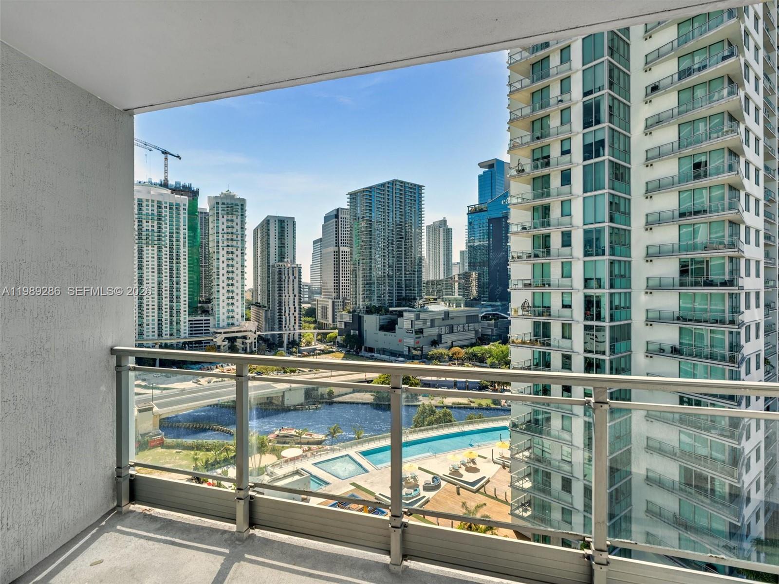 IVY CONDO - Residential