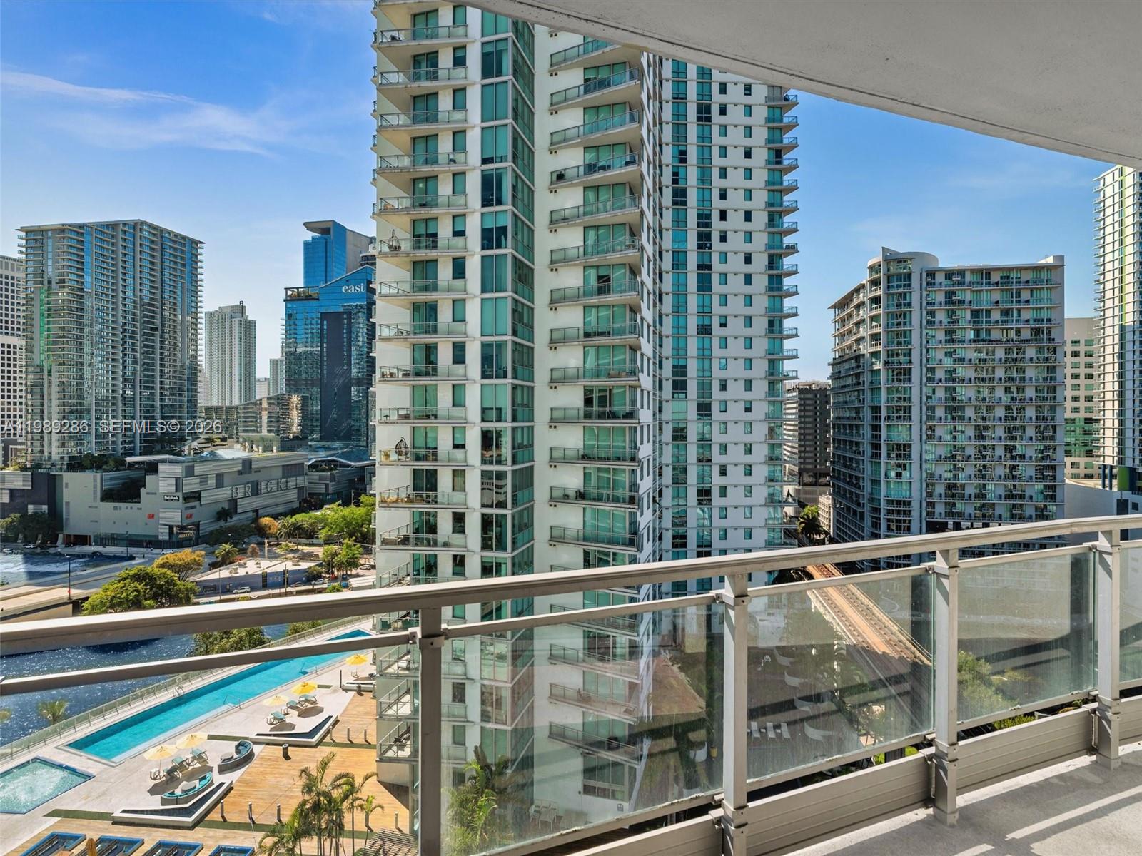 IVY CONDO - Residential