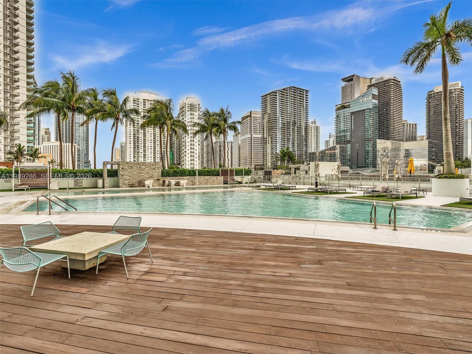 IVY CONDO - Residential