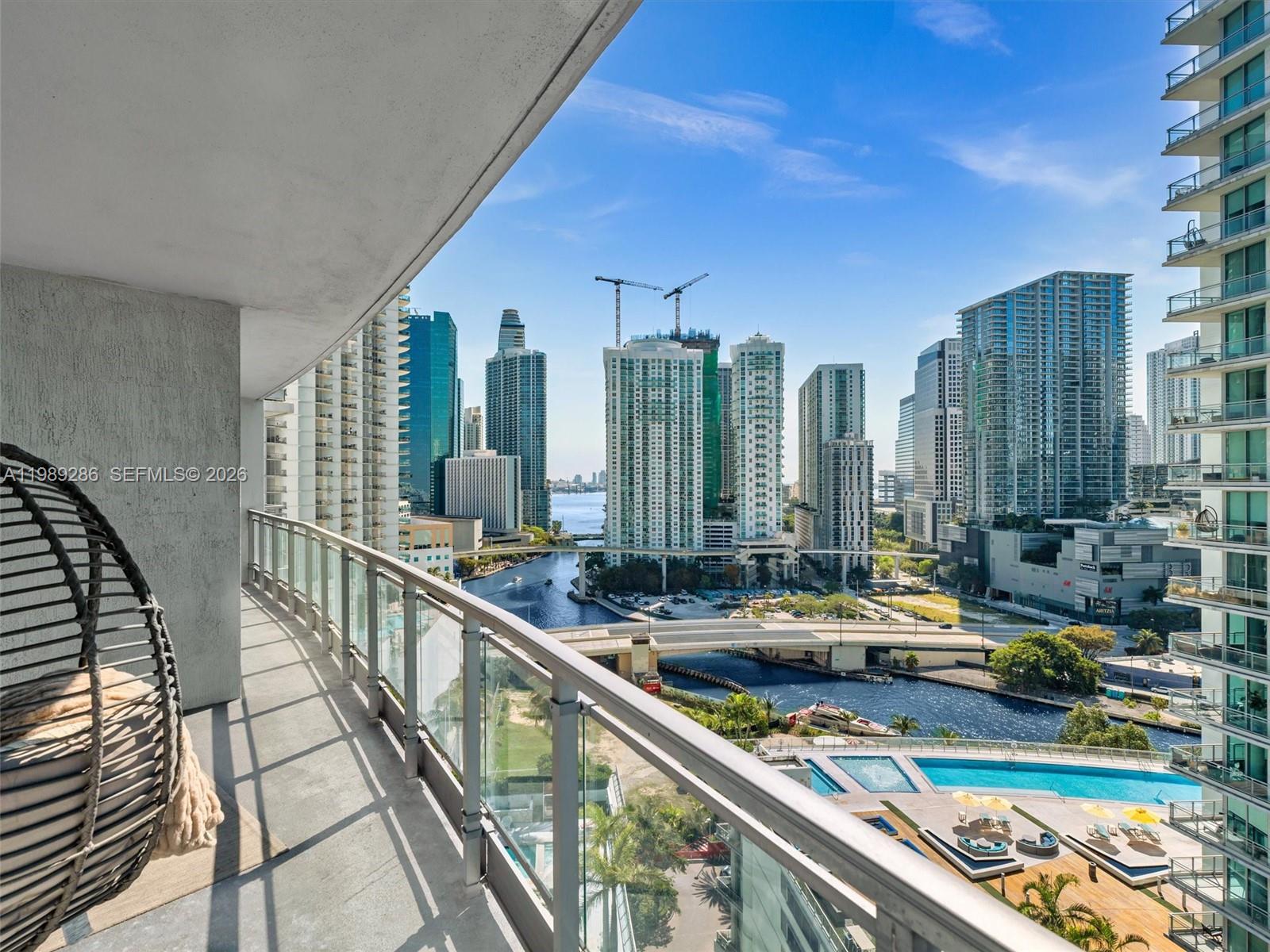 IVY CONDO - Residential