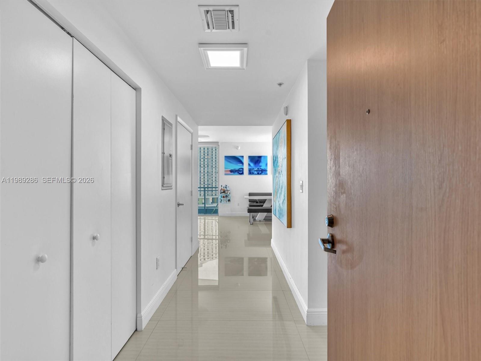 IVY CONDO - Residential