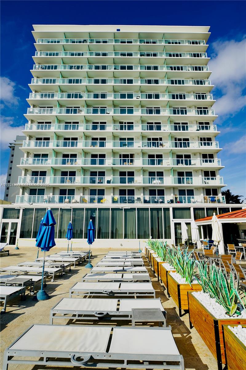 THE AVENTURA BEACH CLUB C - Residential