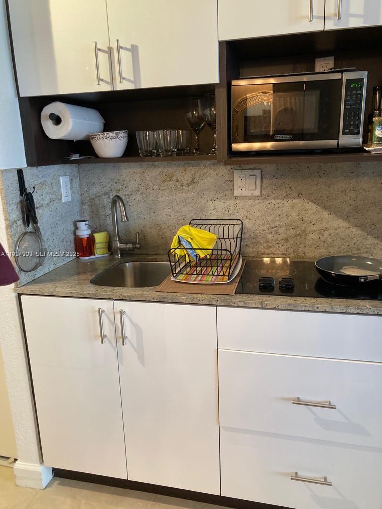 THE AVENTURA BEACH CLUB C - Residential