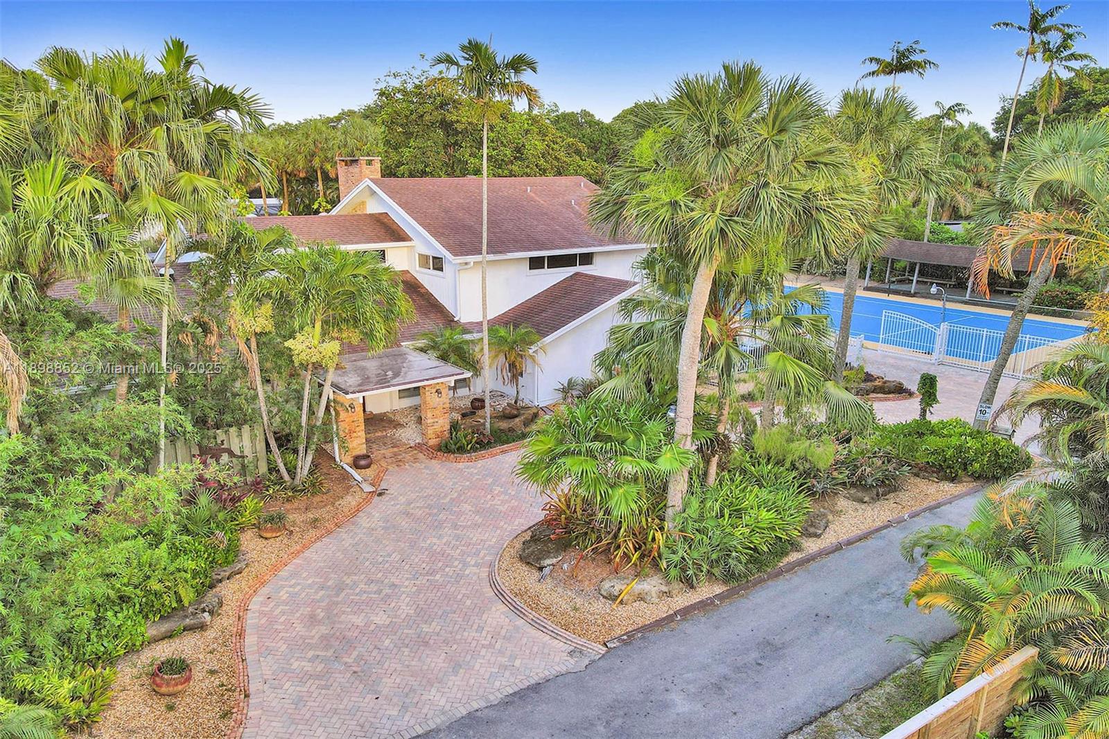 RIVER LANDS - Residential