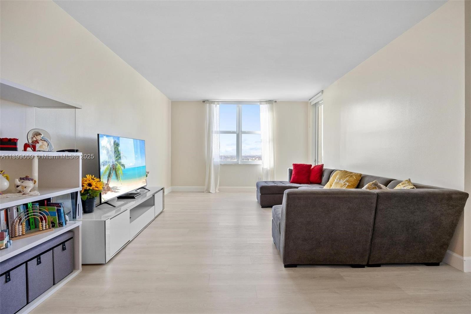 NURIVER LANDING CONDO - Residential