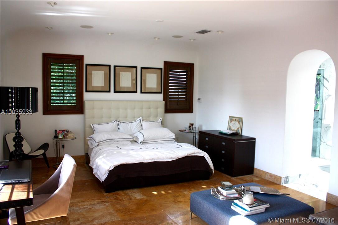 MASHTA ISLAND A REPLAT OF - Residential