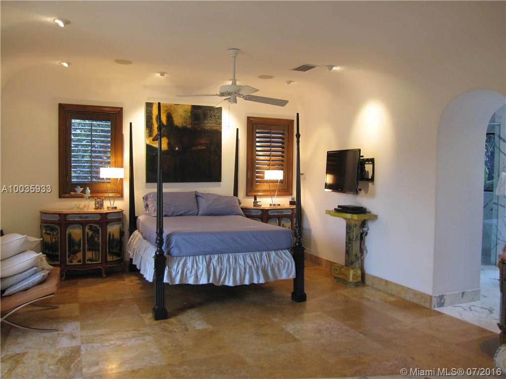 MASHTA ISLAND A REPLAT OF - Residential