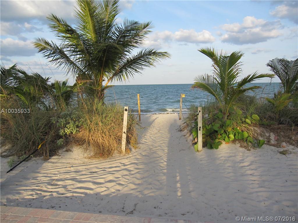 MASHTA ISLAND A REPLAT OF - Residential