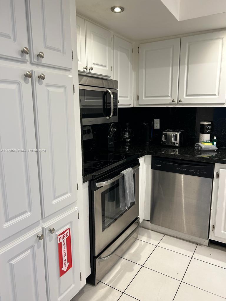 3901 S Ocean Dr 6S