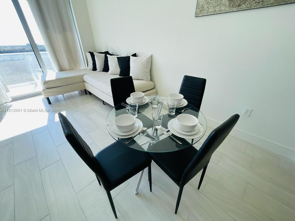 METROPICA - Residential Lease