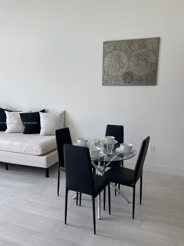 METROPICA - Residential Lease